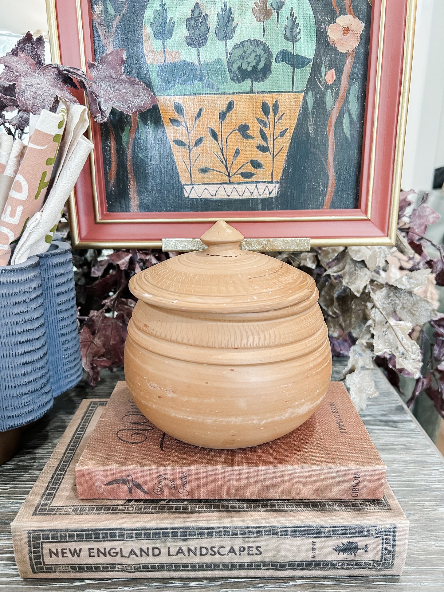Clay Pot With Lid