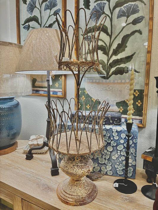 Decorative Metal Wire Footed 2 Tier Tray