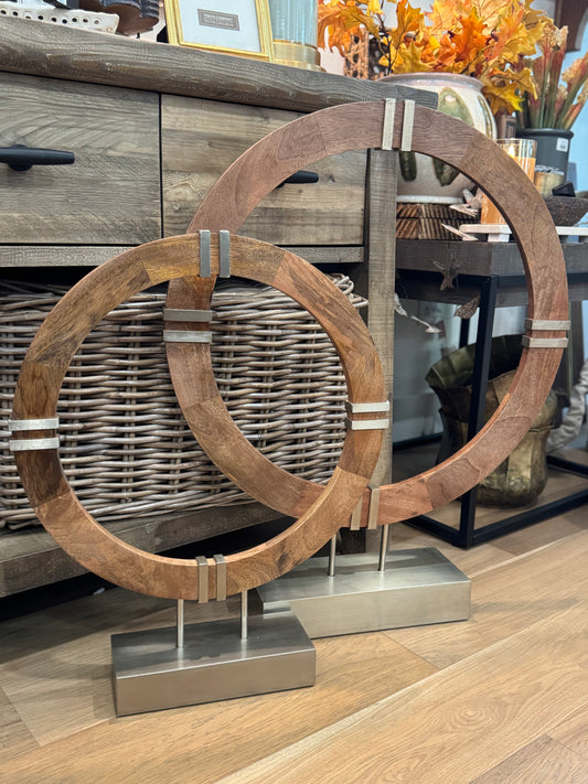 Wood & pewter finish ring statuary (Large)